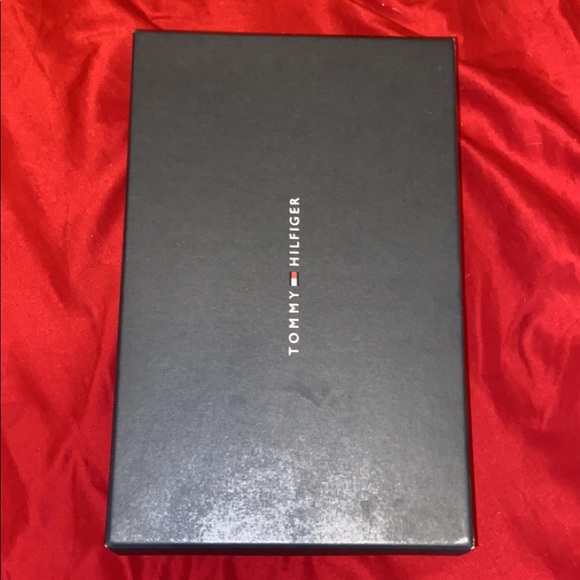 Tommy Hilfiger Pandora - Picture 4 of 6